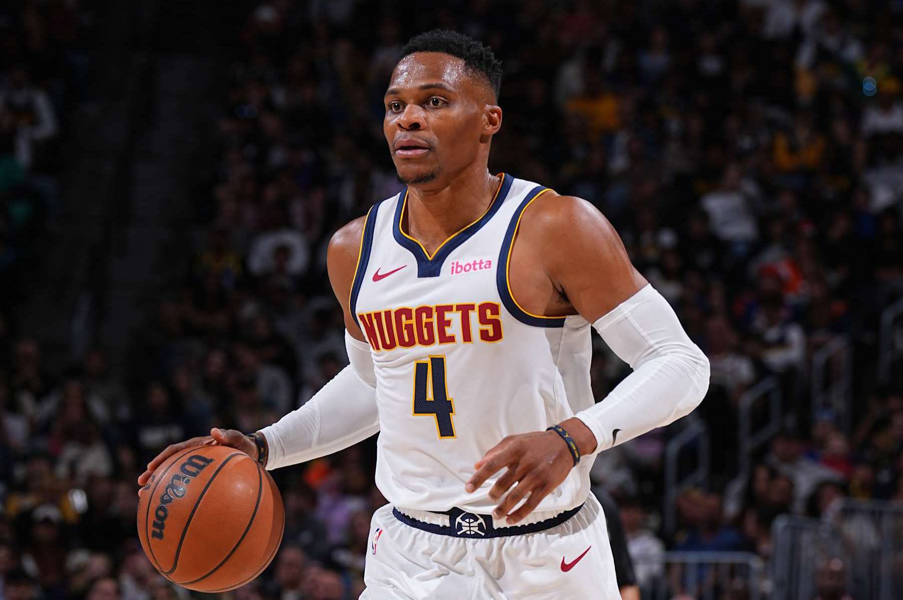 记者：利物浦从未放弃引进伊萨克，新一轮谈判安排在下周初（记者：利物浦从未停止追逐伊萨克，新一轮谈判将在下周初展开）