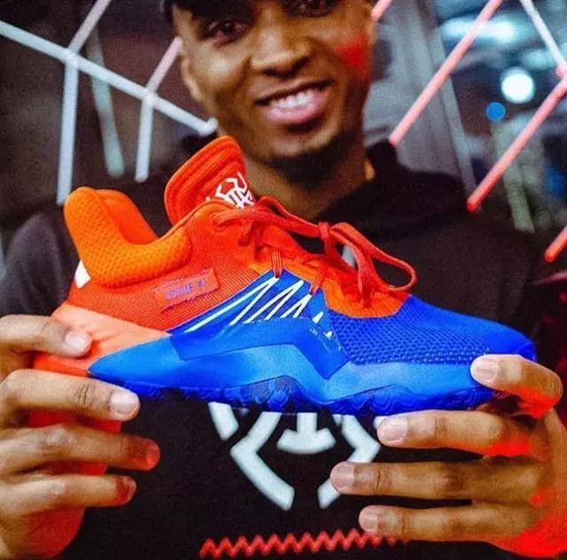 广厦男篮末节逆转战胜北京（广厦男篮末节发力逆转击败北京队）